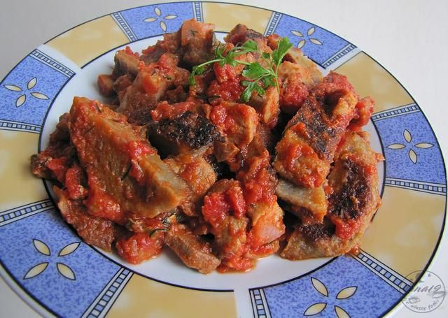 Gulasz węgierski z plackami ziemniaczany