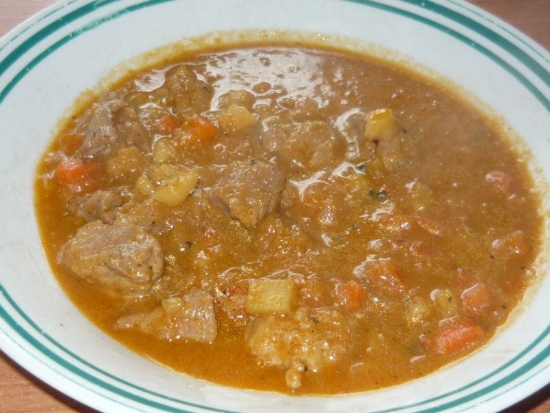 Gulasz wieprzowo - warzywny Gulasz wieprzowo - warzywny