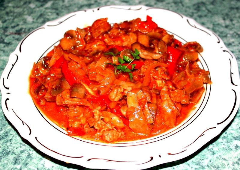 Gulasz wieprzowo-warzywny  Gulasz wieprzowo-warzywny