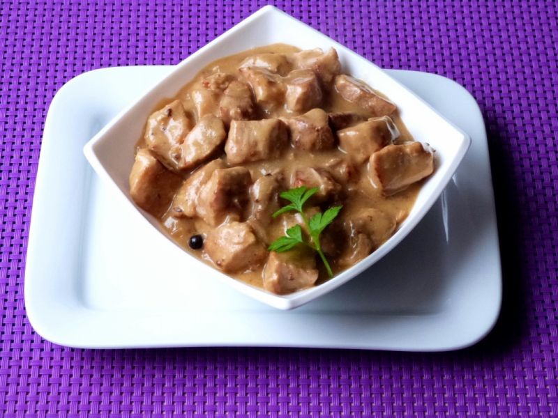 Gulasz wieprzowy z kminkiem Gulasz wieprzowy z kminkiem