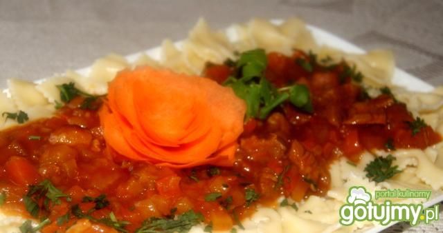 Gulasz wieprzowy z marchewką   