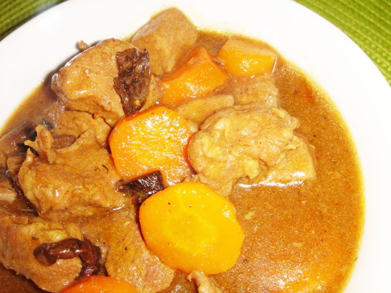 Gulasz wieprzowy z suszonymi grzybami Gulasz wieprzowy z suszonymi grzybami