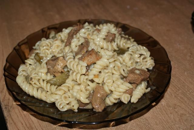Gulasz wołowo-grzybowy Gulasz wołowo-grzybowy