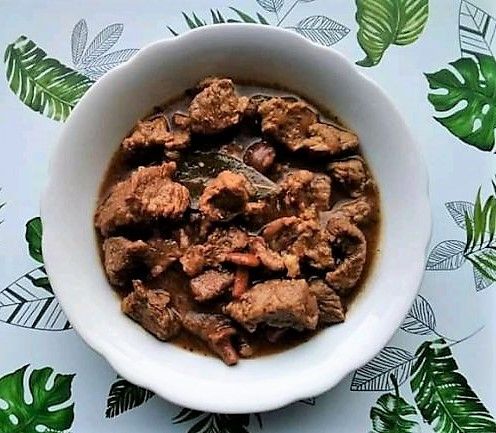 Gulasz wołowy z mrożonymi kurkami Gulasz wołowy z mrożonymi kurkami