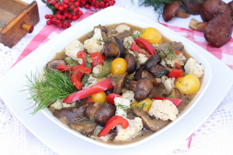 Gulasz z grzybami  Gulasz z grzybami