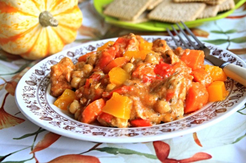 Gulasz z indyka, cieciorki i dyni Gulasz z indyka, cieciorki i dyni