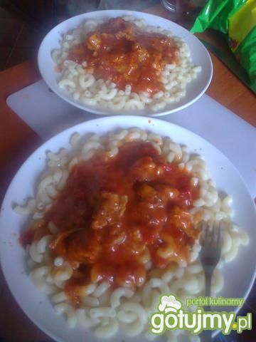 gulasz z indyka na small macaroni