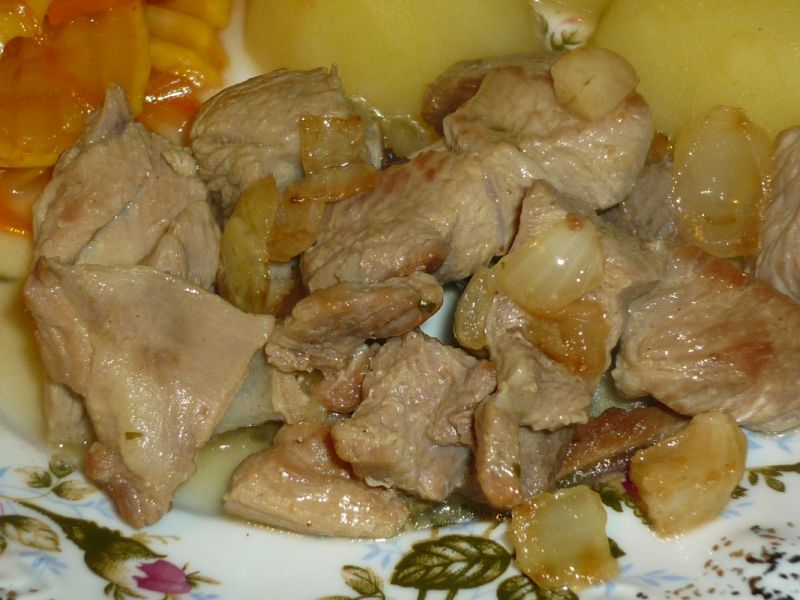 Gulasz z indyka  w sosie curry Gulasz z indyka  w sosie curry
