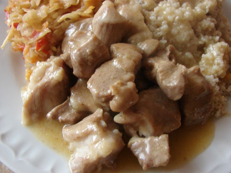 Gulasz z karczku marynowanego Gulasz z karczku marynowanego