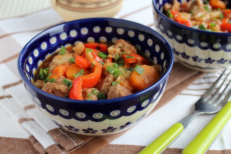 Gulasz z karczku z kapustą włoską Gulasz z karczku z kapustą włoską