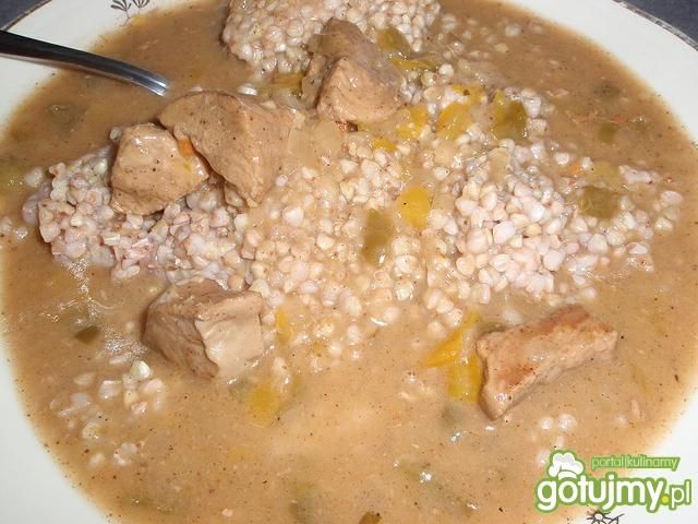 Gulasz z kaszą gryczaną Gulasz z kaszą gryczaną