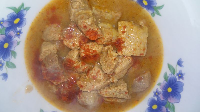 Gulasz z łopatki wieprzowej Gulasz z łopatki wieprzowej