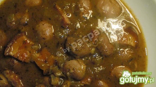 Gulasz z nerek króliczych z estragonem Gulasz z nerek króliczych z estragonem