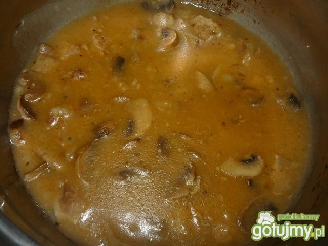 Gulasz z pieczarkami Gulasz z pieczarkami