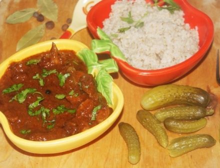 Gulasz z pomidorową nutą Gulasz z pomidorową nutą