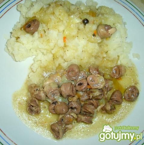 Gulasz z serc drobiowych. Gulasz z serc drobiowych.