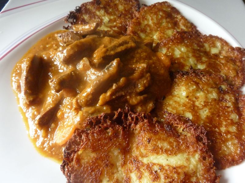 Gulasz z serc indyczych i wątróbką