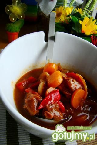 Gulasz z warzywami  z worka  Gulasz z warzywami  z worka