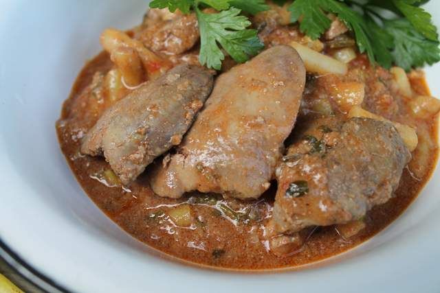 Gulasz z wątróbki drobiowej Gulasz z wątróbki drobiowej