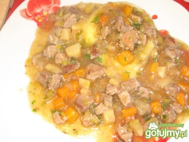 Gulasz z włoszczyzną Gulasz z włoszczyzną