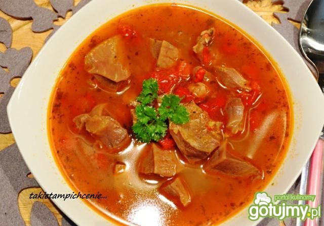 Gulasz z żołądków indyczych  Gulasz z żołądków indyczych