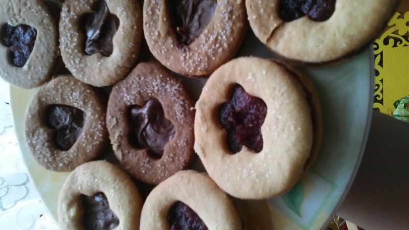 Gwiazki z dżemem i nutellą