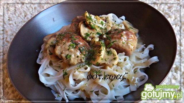 Gyrosowe klopsiki w sosie pieczarkowym