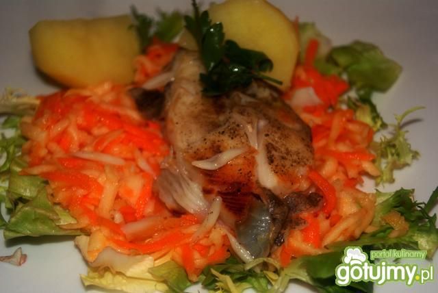 Halibut imbirowo-cytrusowy na parze Halibut imbirowo-cytrusowy na parze