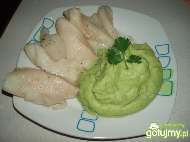 Halibut z pure groszkowym Halibut z pure groszkowym