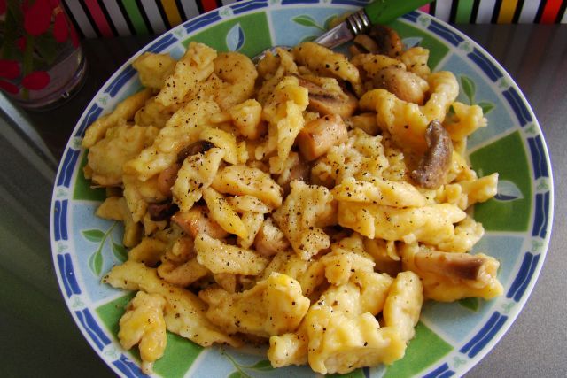 Haluszki z grzybami leśnymi Haluszki z grzybami leśnymi