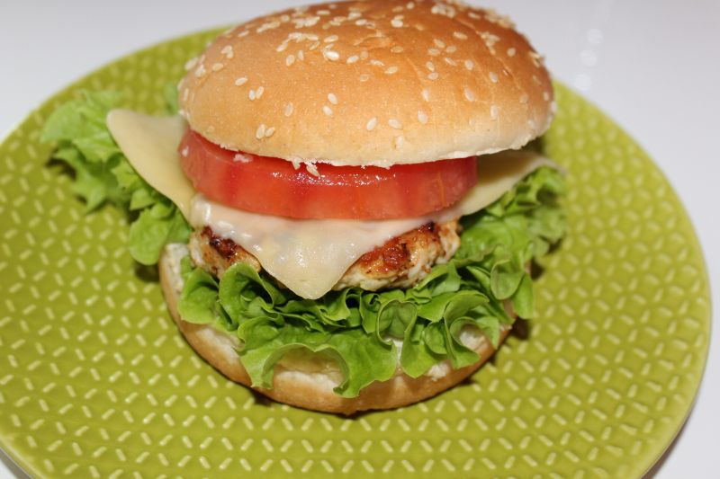 Hamburger drobiowy