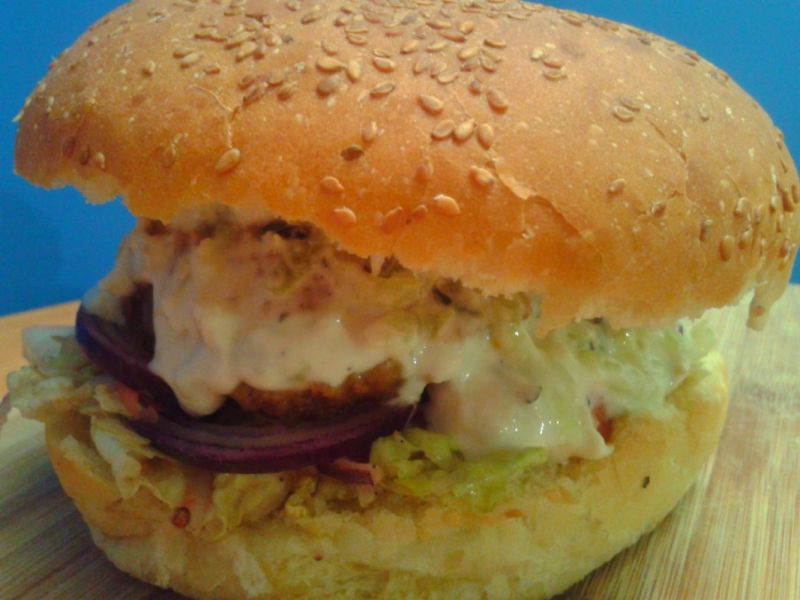 Hamburger z grecką nutą Hamburger z grecką nutą