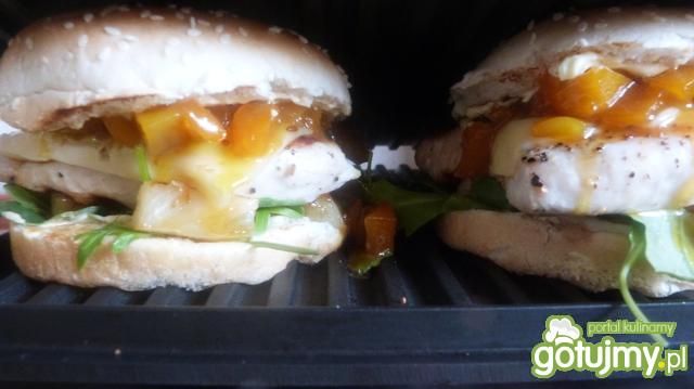 Hamburgery z indykiem ichutneyem z mango