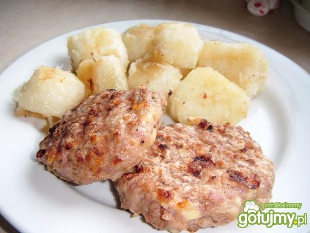 Hamburgery z serem żółtym