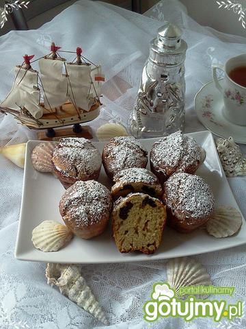 Herbaciane pączki-muffinki z susz.śliwką Herbaciane pączki-muffinki z susz.śliwką