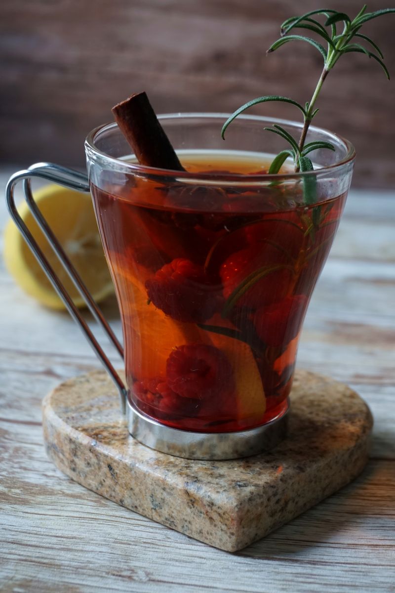 Herbata z rozmarynem i malinami Herbata z rozmarynem i malinami