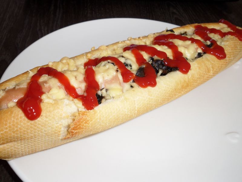 Hod-Dog z pieczarkami Hod-Dog z pieczarkami