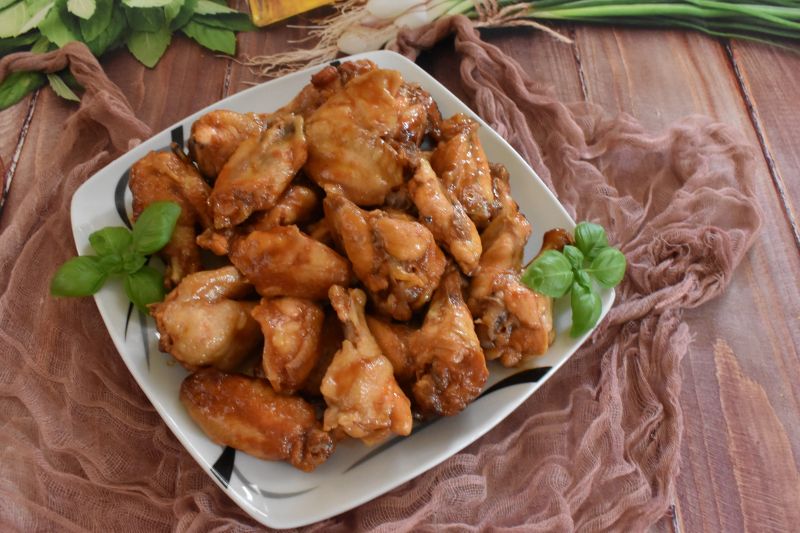 Imprezowe skrzydełka