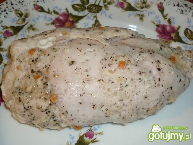 Indycza roladka z serem i pieczarkami