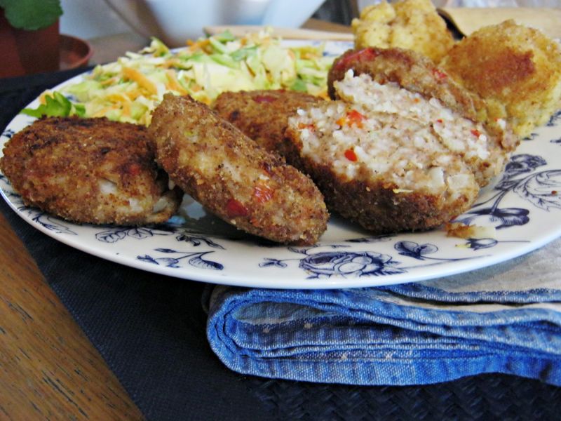 Indycze kotlety mielone z ryżem i papryką