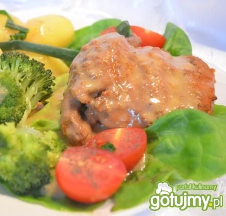 Indycze z szybkowaru w delikatnym sosie