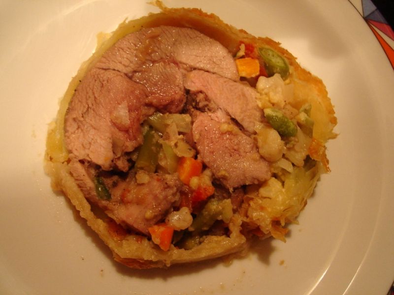 Indyk w cieście francuskim