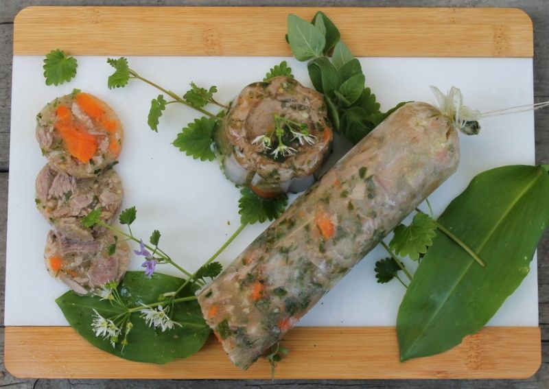 Indyk w galaretce z ziołami