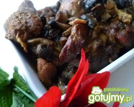 Indyk z pieczarkami  Indyk z pieczarkami