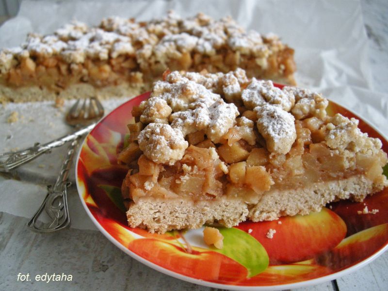 Jabłecznik na spodzie ryżowo-owsianym Jabłecznik na spodzie ryżowo-owsianym