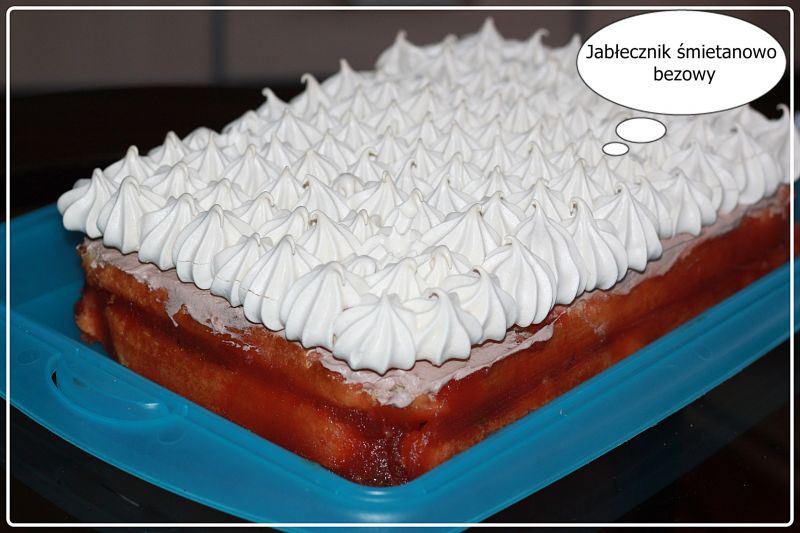 Jabłecznik śmietanowo bezowy Jabłecznik śmietanowo bezowy
