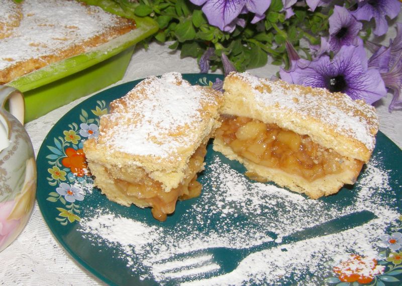 Jabłecznik w kruchym cieście