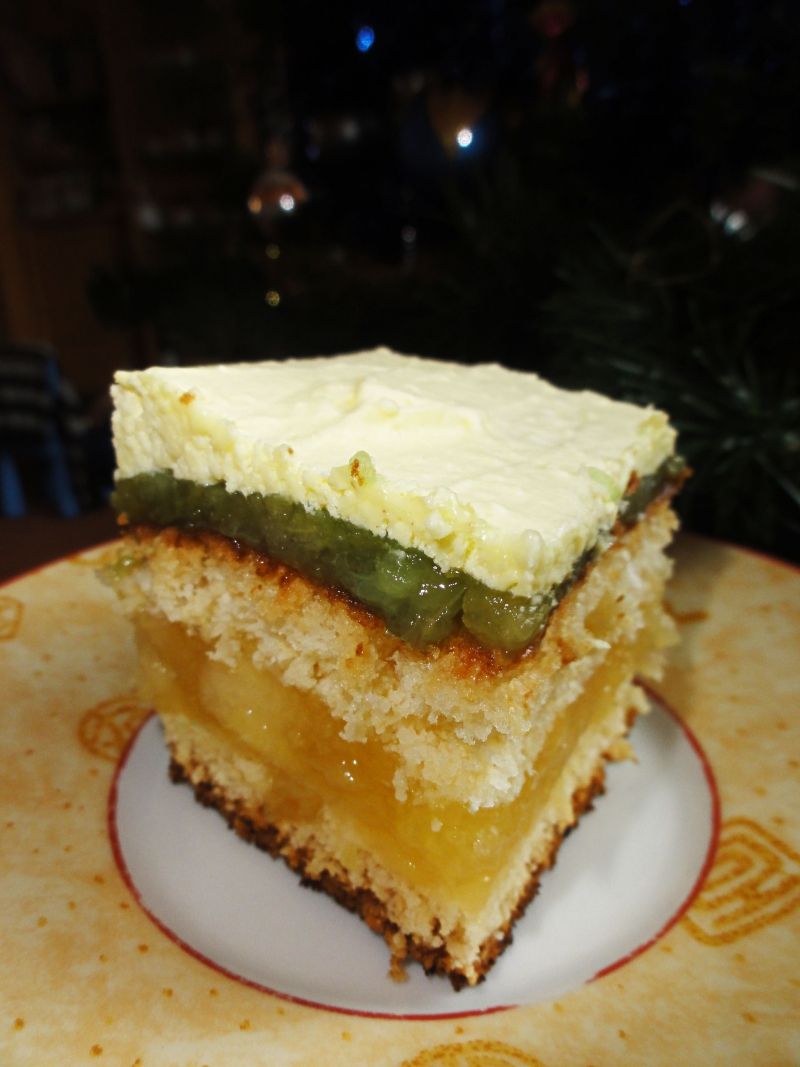 Jabłecznik z bitą śmietaną Jabłecznik z bitą śmietaną