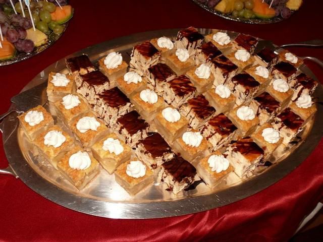 Jabłecznik z bitą śmietaną Jabłecznik z bitą śmietaną