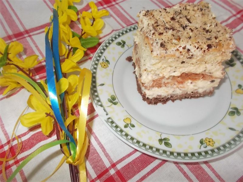 Jabłecznik z masą z orzechów laskowych Jabłecznik z masą z orzechów laskowych